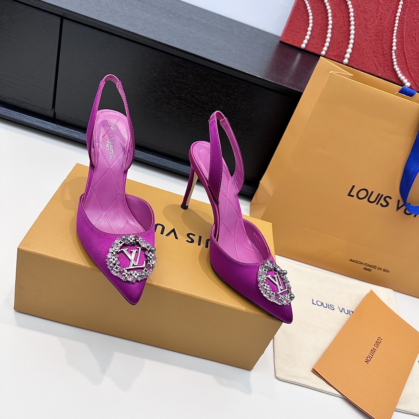 Women's high heels
